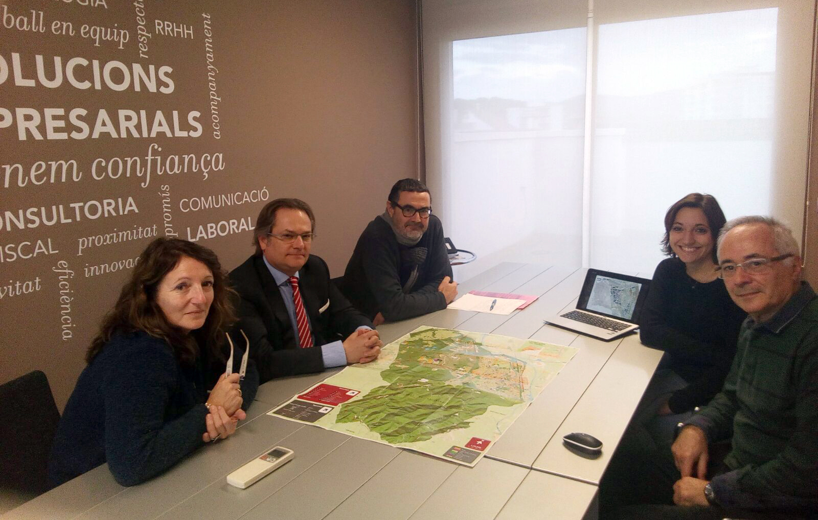 El col·lectiu REFEM el Direccional presenta el seu decàleg a Cerdanyola empresarial