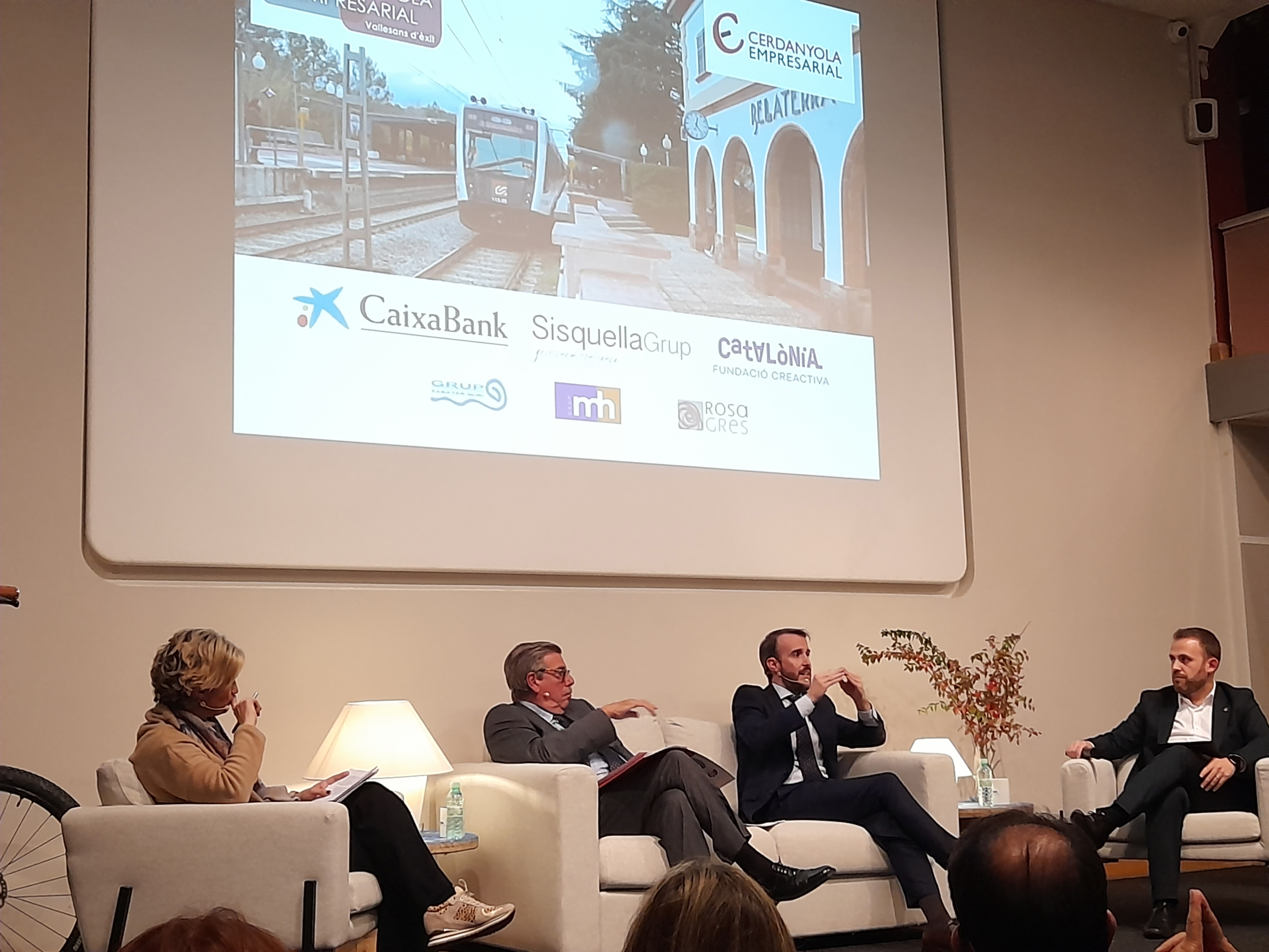 Ple als Diàlegs de Cerdanyola Empresarial per reivindicar millores en la mobilitat